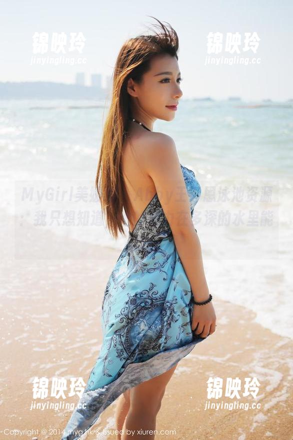 MyGirl美媛馆 - Abby王乔恩泳池资源：我只想知道，她的浮力在多深的水里能表现！