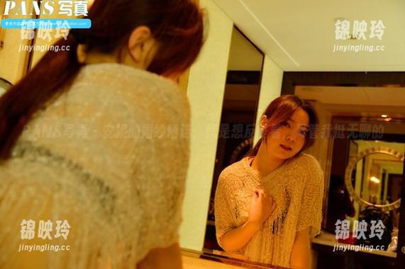 PANS写真 - 安妮的婚纱精选：就是想反复看，尽管我挺无聊的
