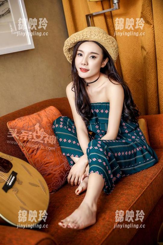 TouTiao头条女神 - 这是什么？白一晗的超级碗女郎精选，真能把我的脊椎摇晃