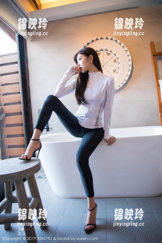 XIAOYU语画界 - 最新Miko酱吖写真集：女孩在梦里飞，噢，不，是她的态度在飞！