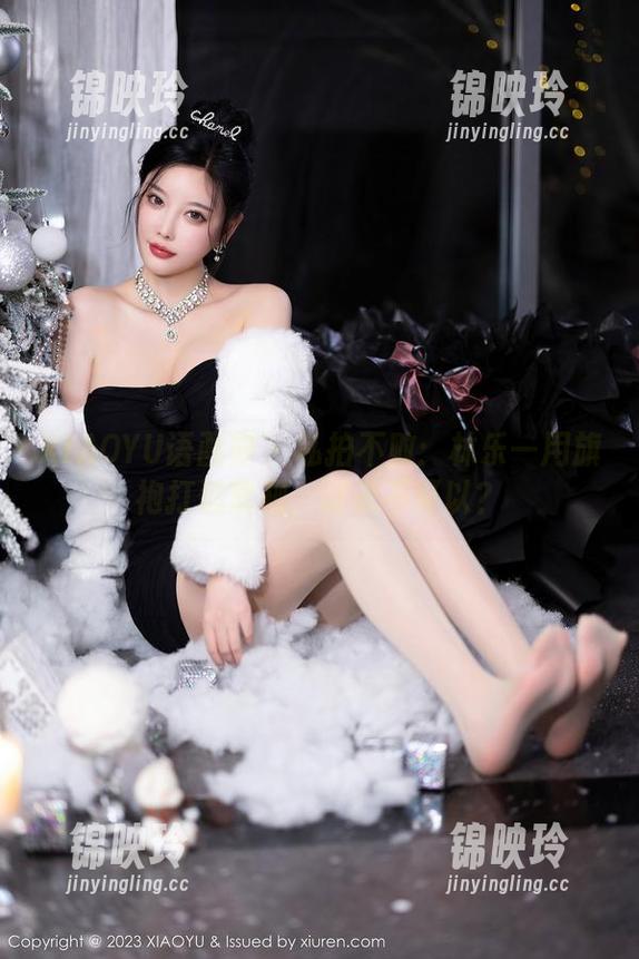 XIAOYU语画界 - 私拍不败：林乐一用旗袍打破常规，谁说不可以？
