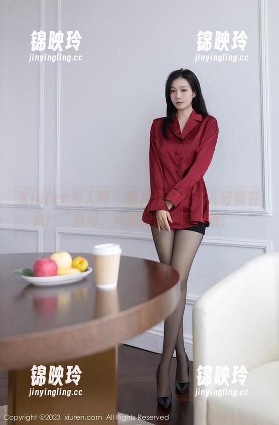 Xiuren秀人网 - 照片里的李宓儿好像在说：“别问，问就是剧情在转折！”