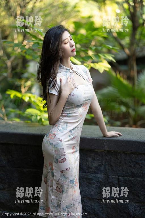 Xiuren秀人网 - 合集里有内涵？不，只有林文文yooki的制服和我的眼睛了！