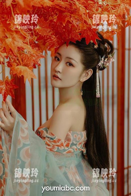 YouMi尤蜜荟 - 套图中的每一件礼服，都是H杯陈若初的自我挑战吧？