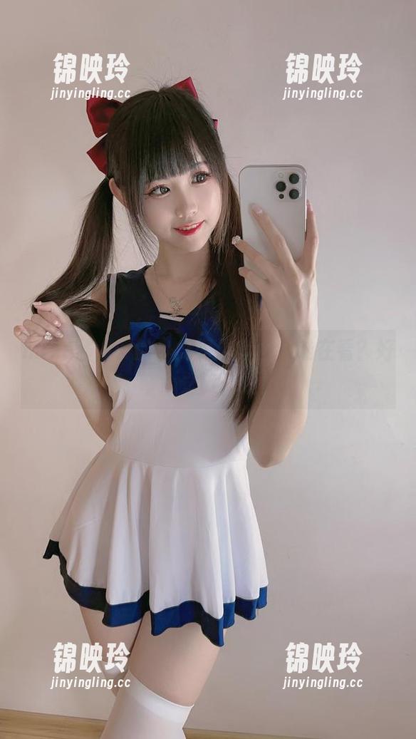 miko酱ww的少女暖屋套图，谁在看？好奇心之旅开始！