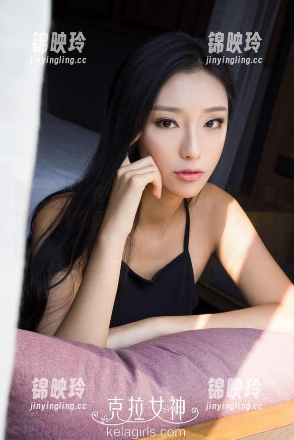 克拉女神 - 在安诺的黑色写真精选里，有没有哪个角落让你产生共鸣，或是微微寒意？