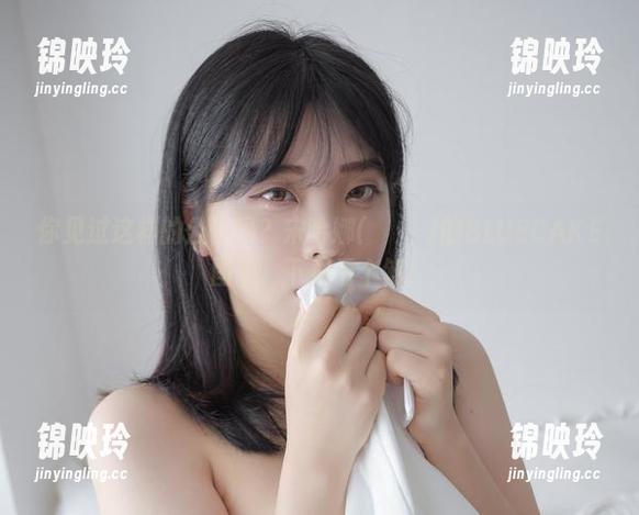 你见过这样的公仔吗？宋哈娜(송하나)的BLUECAKE图包，下载看个够！