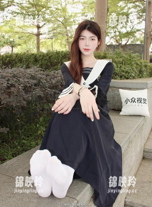 小众视觉 - 思姐的空姐作品又来了，这次更新你敢来一探究竟吗？