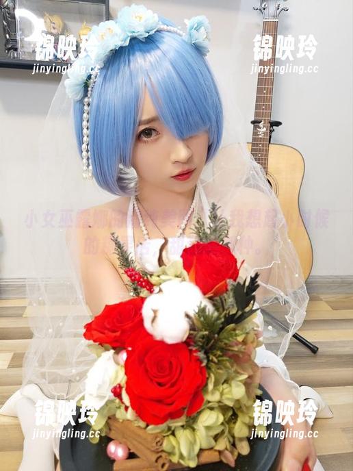 小女巫露娜 小女巫露娜的清纯美图:让我想起小时候的糖果店,甜甜的那种。