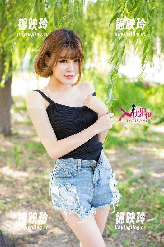 尤果网 - 研依的水手服：高清还是模糊，随你我见仁见智