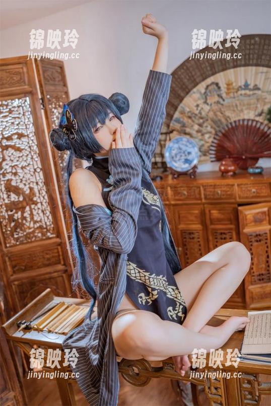拖拉大王 拖拉大王的最新作品,魅魔兔衣服能不能多一点?