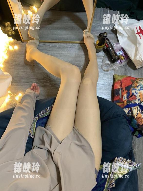 微密圈 - 皮衣定制，桃脱了这位小姐不仅仅是件作品而已。