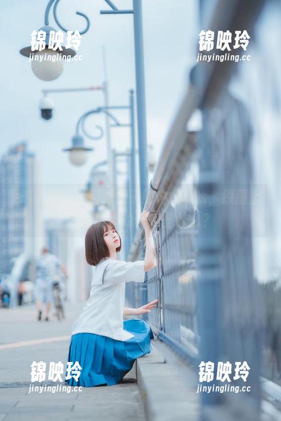 咱们谈谈，河豚抚子的内衣cos，原图上透露出来的都是些什么？