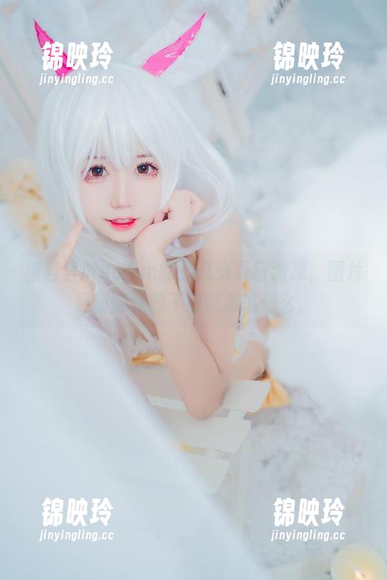 猫君君MaoJun的那几张夏日清凉，图片更新得我都不好意思说什么。