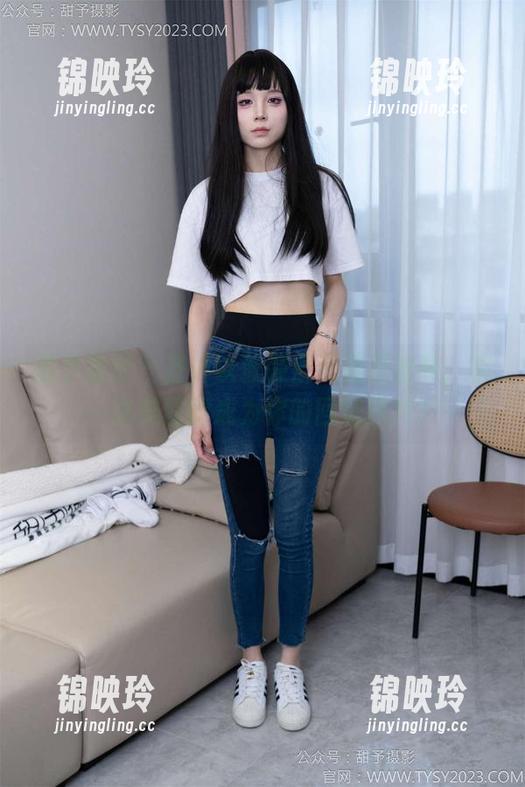 甜予摄影 - 齐齐以泳装展现夏日韵味，哪一张美图能成为你的回忆照片？