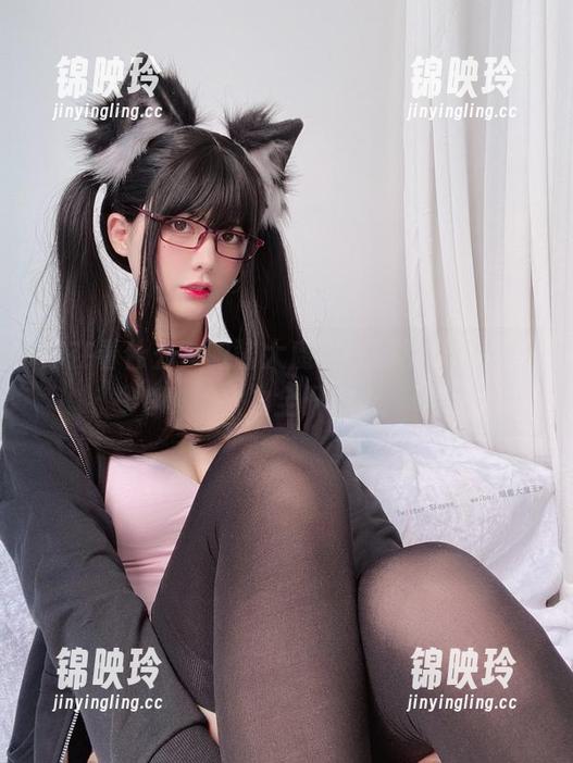 你在看什么？眼酱大魔王w的吊带合集，火力全开中