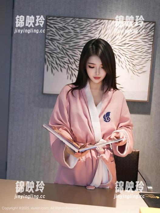 秀人网 - 在唐翩翩夏日电子里找资源，你也可以偶尔变得清新一下！