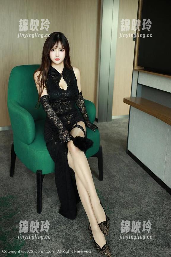 秀人网 - 晚苏susu带来的双人画面——合集里的轻松和暧昧怎么都有？