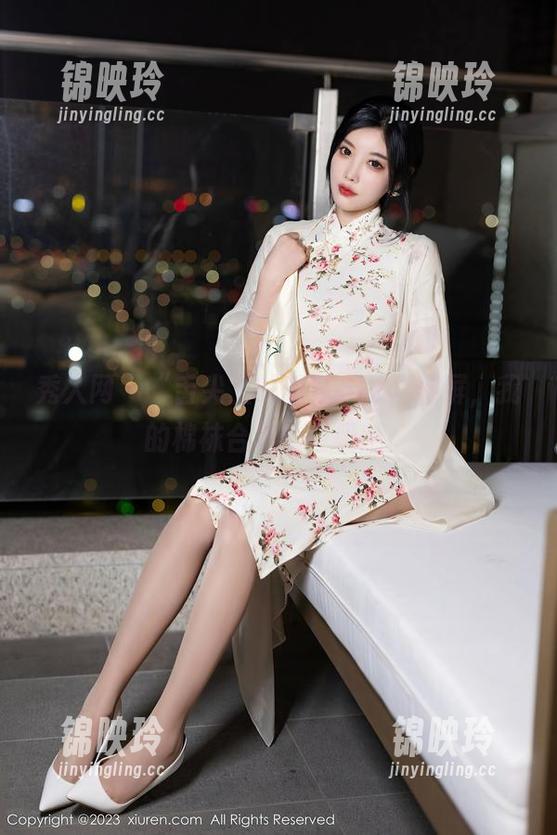 秀人网 - “舌尖上的菊花ace”霸屏，我的棉袜合集疯狂吸睛。