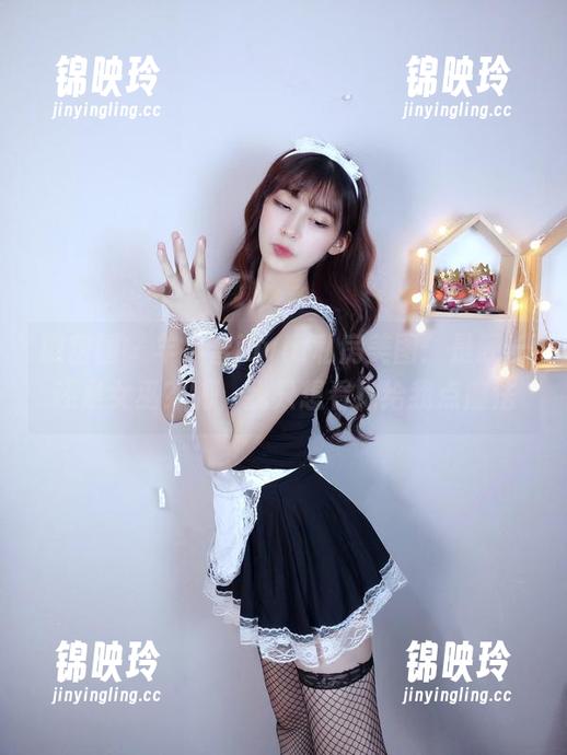 微密圈 - 羊小雪juvia私房美图：是舰长还是女巫？嗨，我只想看她给我点魔法