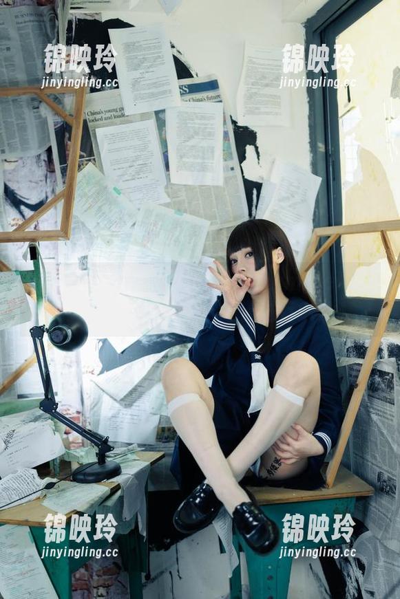 告白也要有场景！胡桃猫Kurumineko的最新图册：天台浪漫进行中