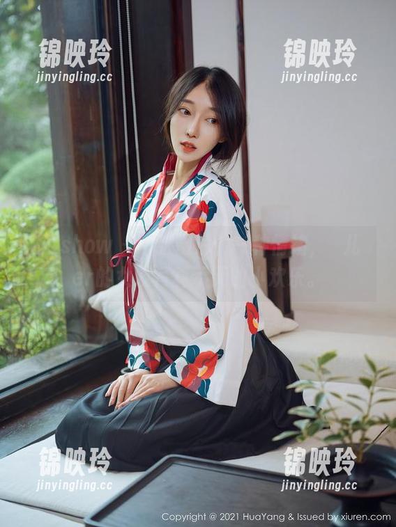 花漾show - 一张图片，一种情绪，玥儿玥er的女友写真不无的小欢乐。