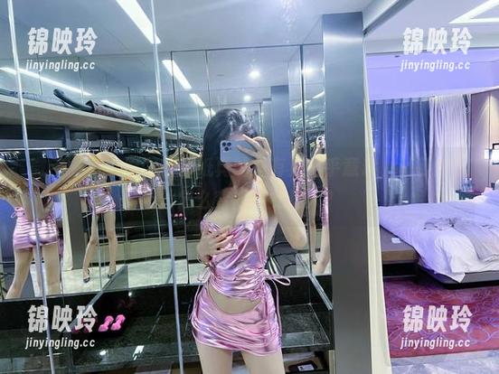 微密圈 - 这原图的壁纸真的是有点出乎意料，葛征的黑丝怎么变得如此迷人？