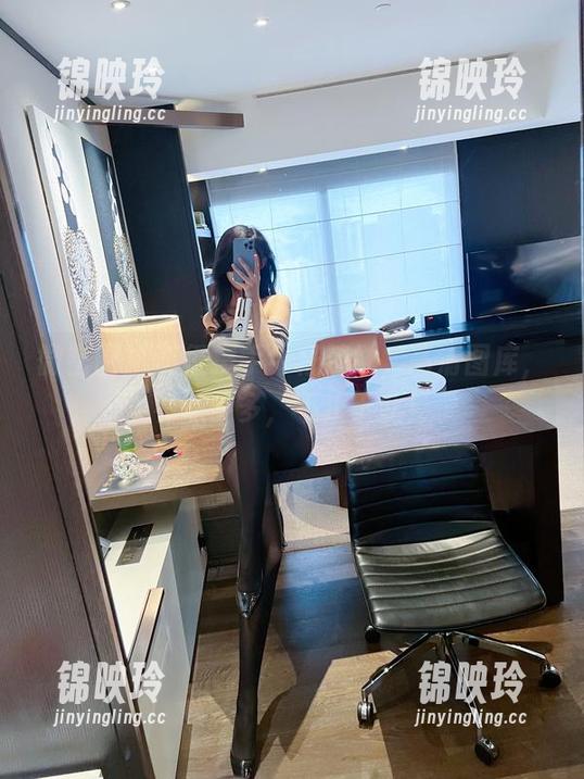 微密圈 - 葛征携手牛仔辣妹，高清图库，看点多多，不止于此！