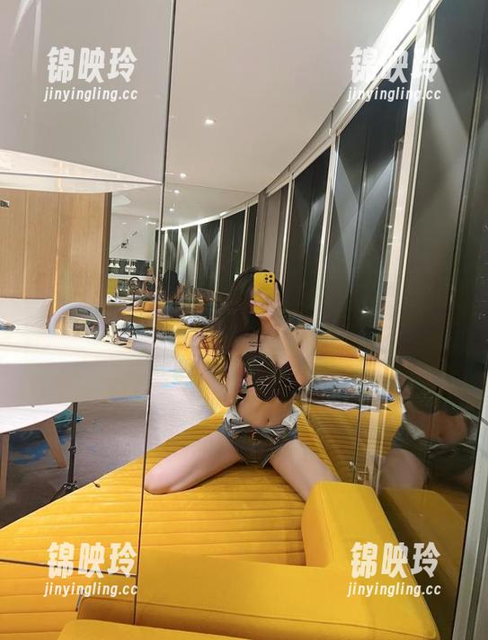 微密圈 - 不只是礼服，还是葛征的壁纸秀！合集等你来扒。