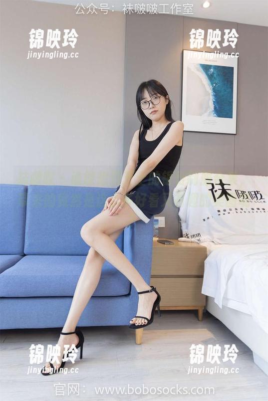 袜啵啵 - 谁能想到芝士的银行制服合集，带来的竟然是这么多好看又有趣的美图呢？