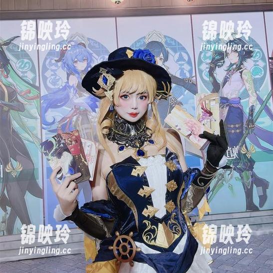 作品里没那么简单，雪猫的高清浴室反转。